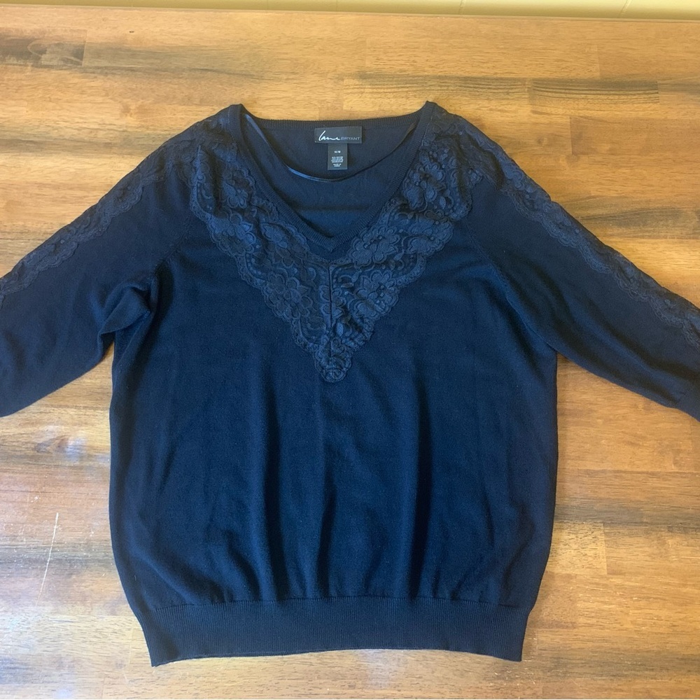Lane Bryant black summer sweater with lace accents. Size 14/16